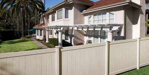 Kenosha Residential Fences Chesterfield Certastucco Almond 760x382 1 300x151